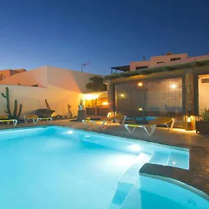 villa-princesa-puerto-del-carmen.puertodelcarmen-hotels.org/