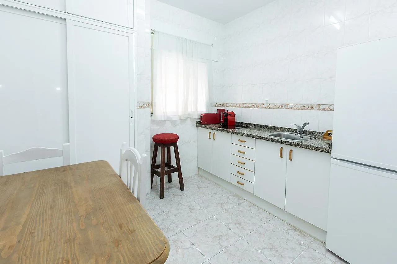 Monko - 1 Line, Beach & Sun Apartment Torremolinos